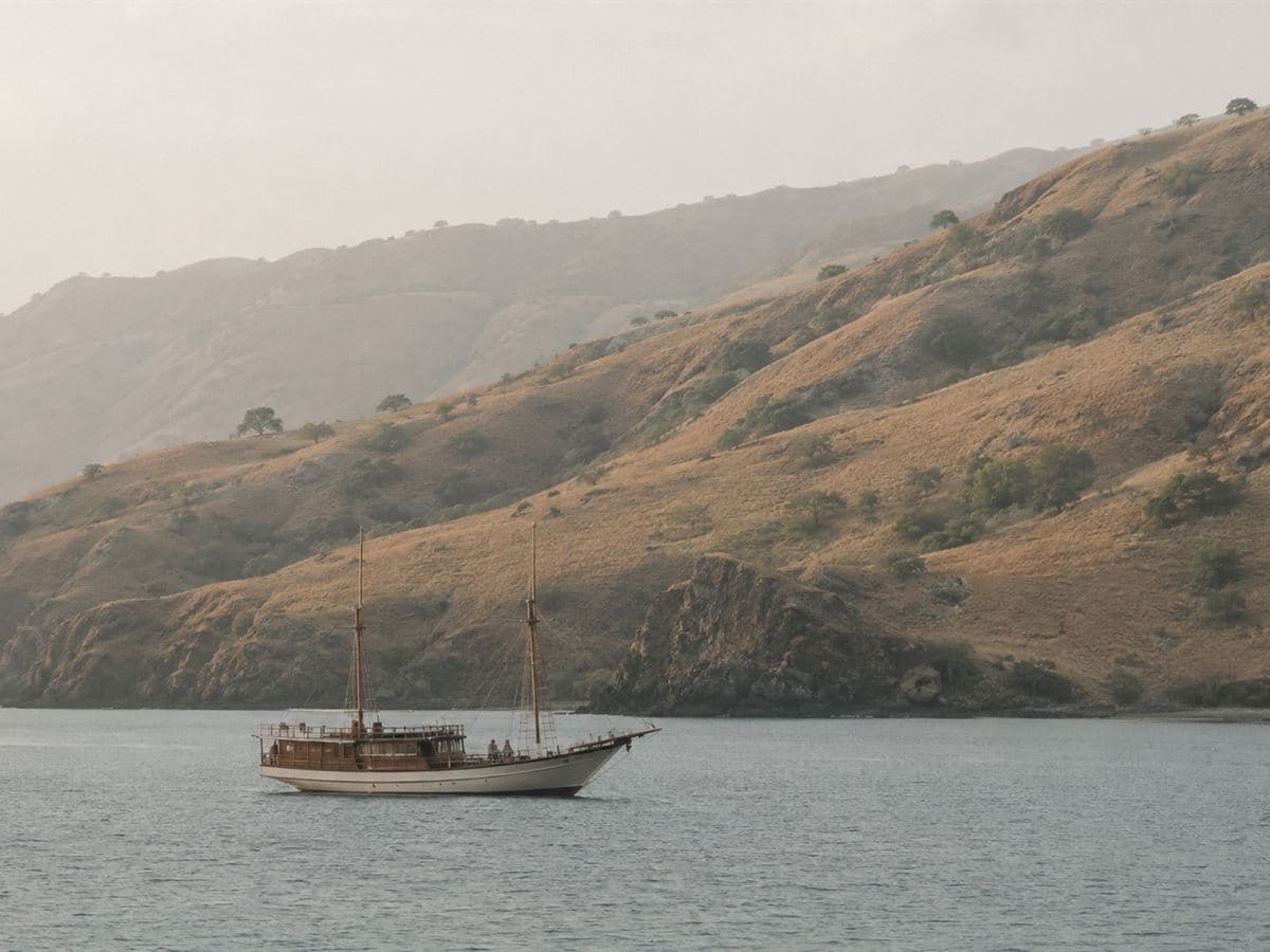 Komodo by Private Phinisi